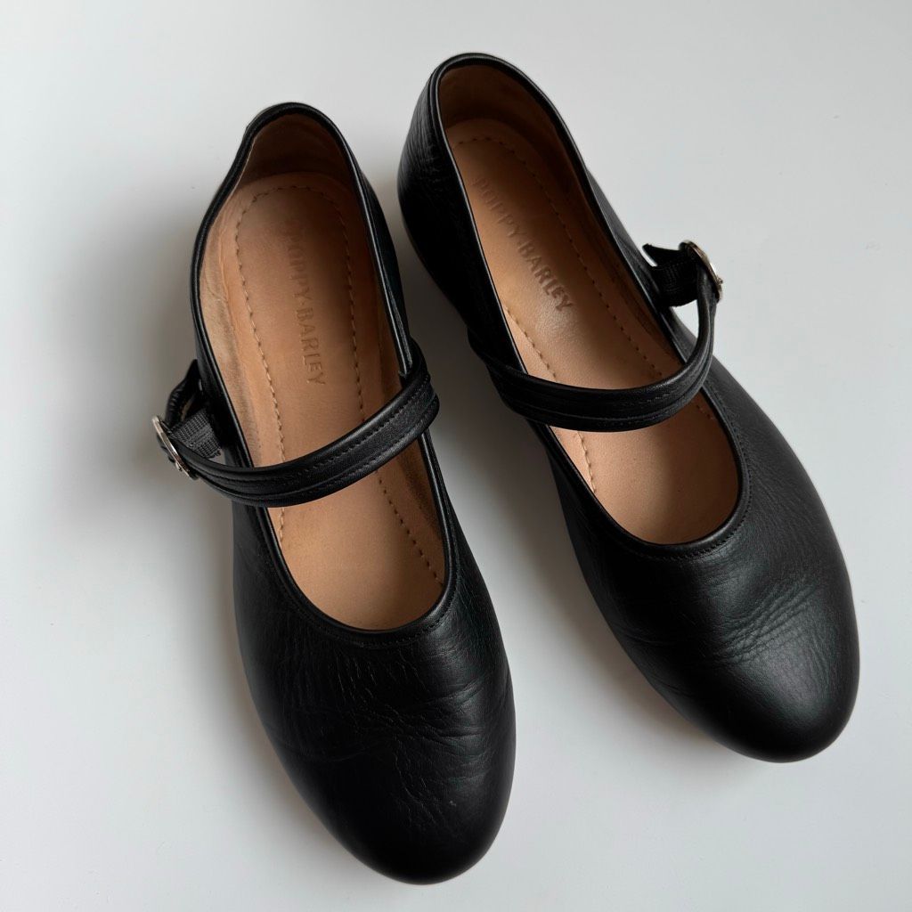 Poppy Barley Modern Day Mary Jane Strap Round Toe Black Leather Flats Size 7.5 — image 3 of 8